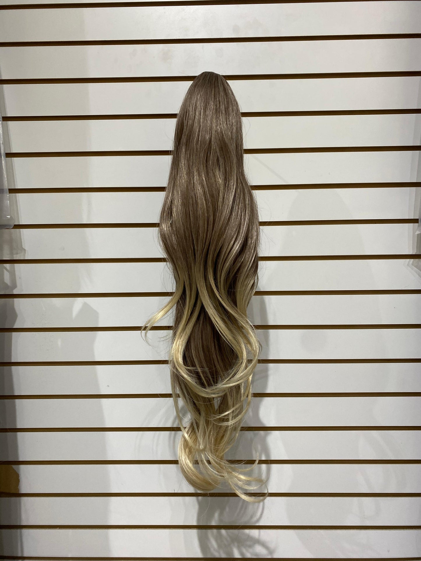 WIG WISH BODY M-658 - Ponytail Drawstring/Cordón