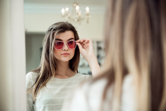 Los Beneficios de un Cambio de Look utilizando una Peluca: Más Allá de la Estética